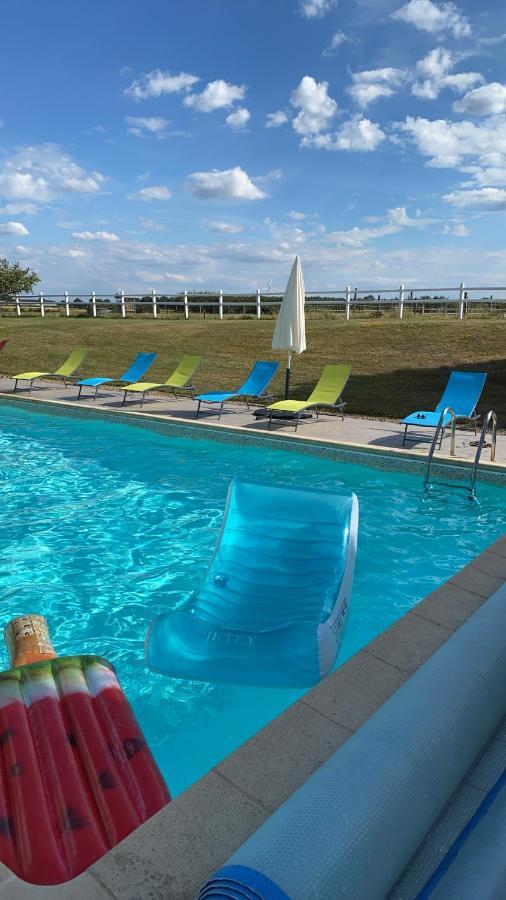 Kourline Villalunoterie Futuroscope Piscine Spa Oyre Luaran gambar