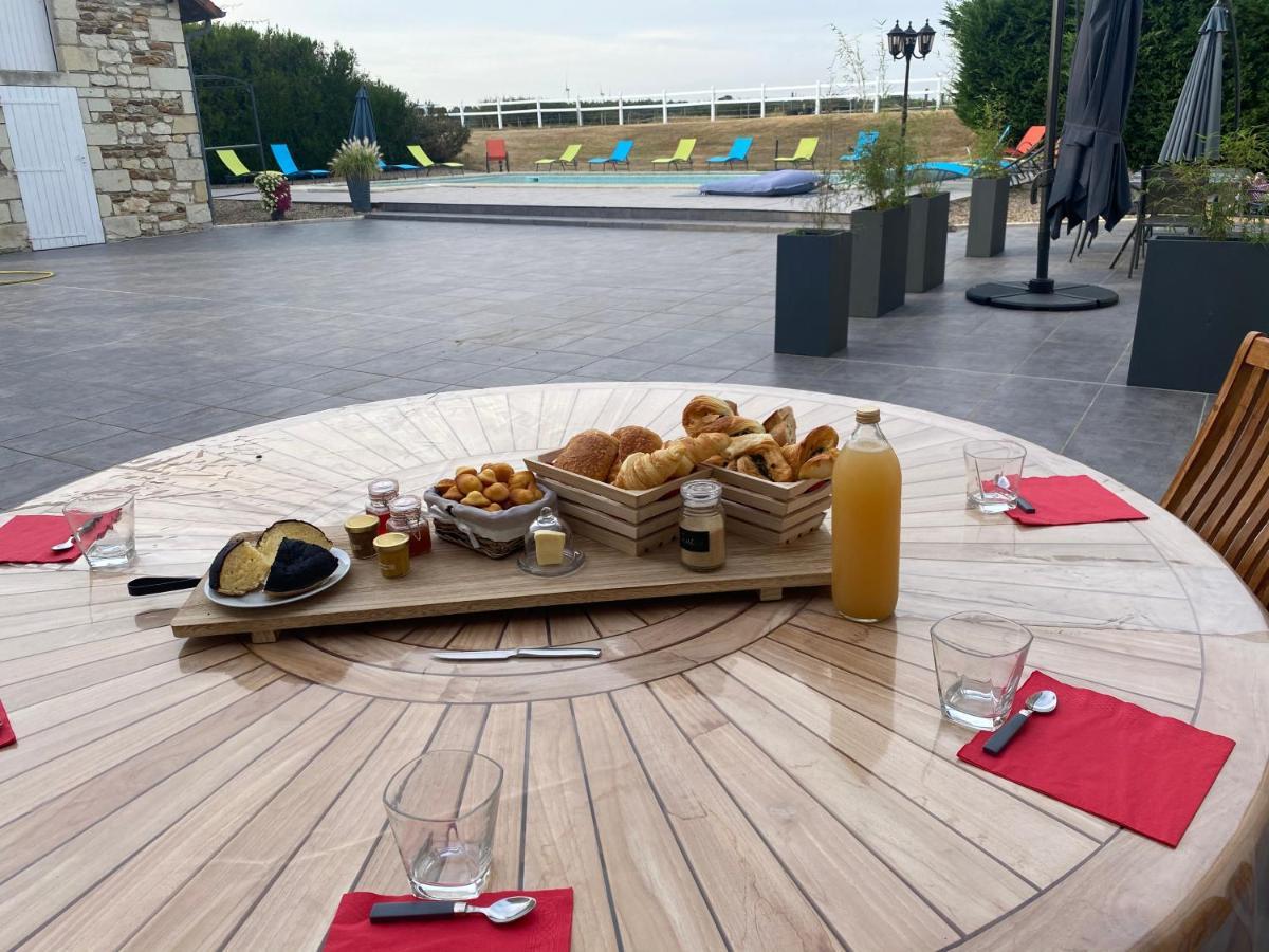 Kourline Villalunoterie Futuroscope Piscine Spa Oyre Luaran gambar